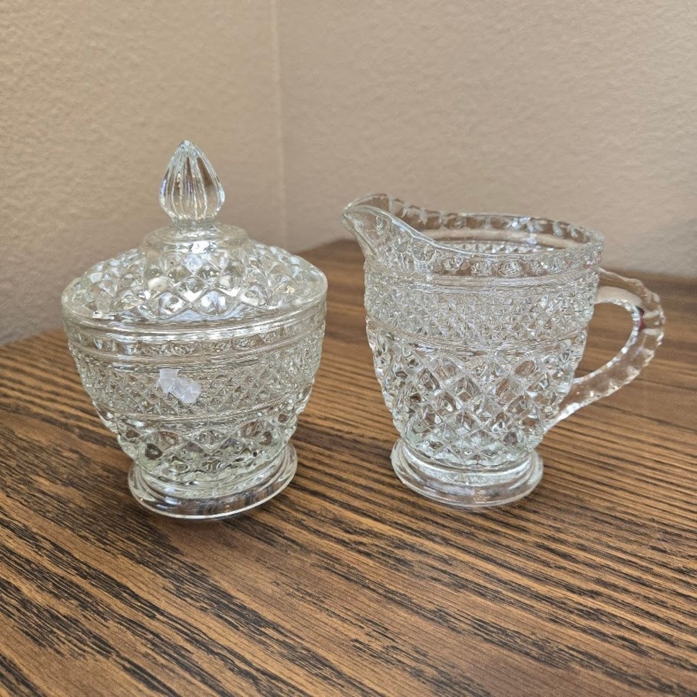 VTG Anchor Hocking Wexford Diamond Cut Cream and Sugar with‎ Lid Set